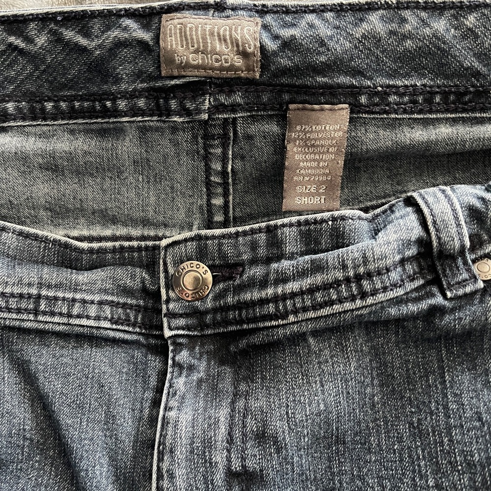 Chico Jeans Additions by Chico Straight Leg Size 2 Short